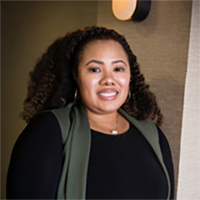 Kenesha Smith Barber headshot