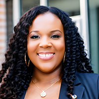 Headshot of Verenda Cobbs